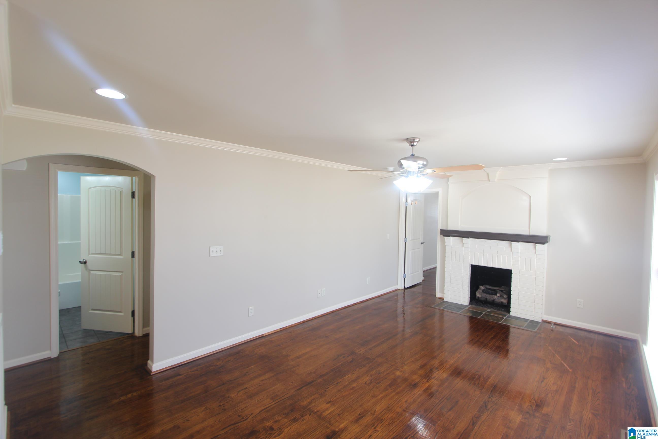 1300 Southwest 17th Way Birmingham, AL 35211 - Photo 4 of 25