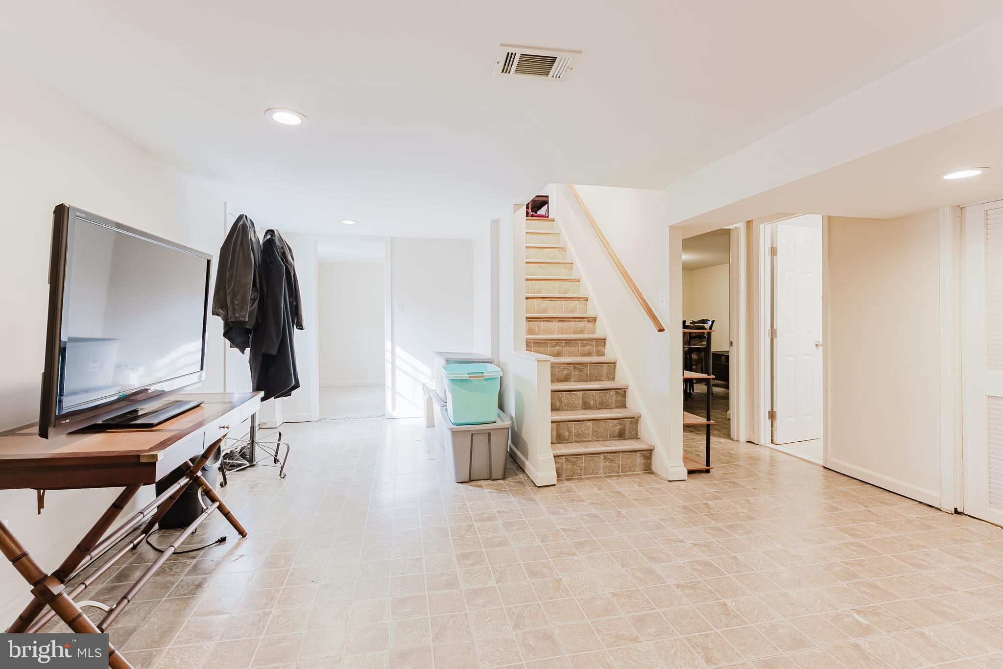 6317 Telegraph Road Alexandria, VA 22310 - Photo 5 of 24