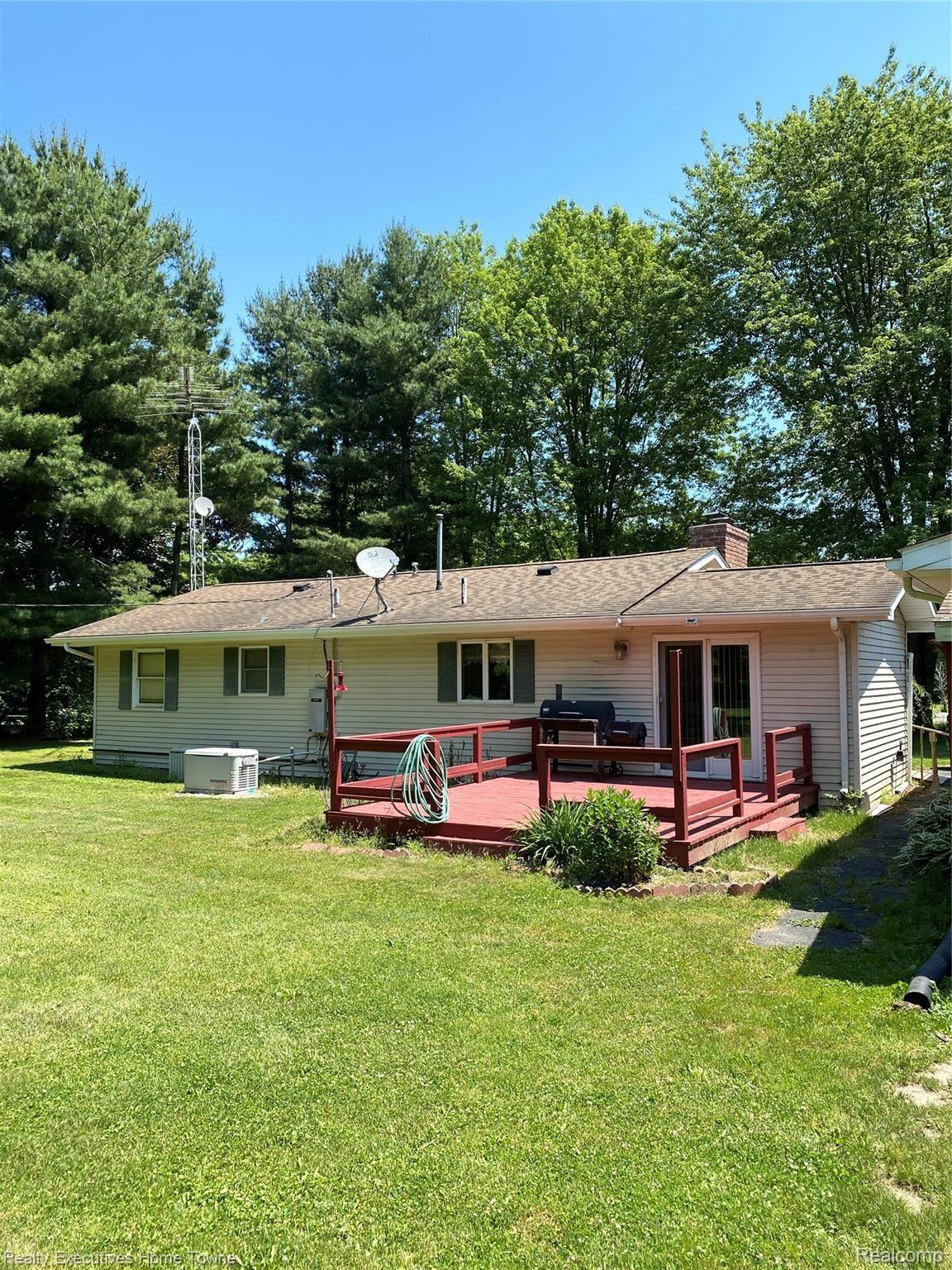 7970 Black River Road Croswell, MI 48422 - Photo 2 of 21 IMG_8588.JPG
