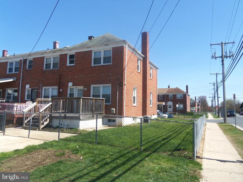 2201 Firethorn Road Baltimore, MD 21220 - Photo 22 of 23 Exterior (Rear)