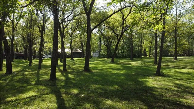 $350,000 | 11191 Co Ln 176, Carthage, MO 64836