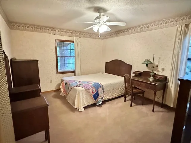 $350,000 | 11191 Co Ln 176, Carthage, MO 64836