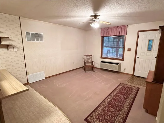 $350,000 | 11191 Co Ln 176, Carthage, MO 64836