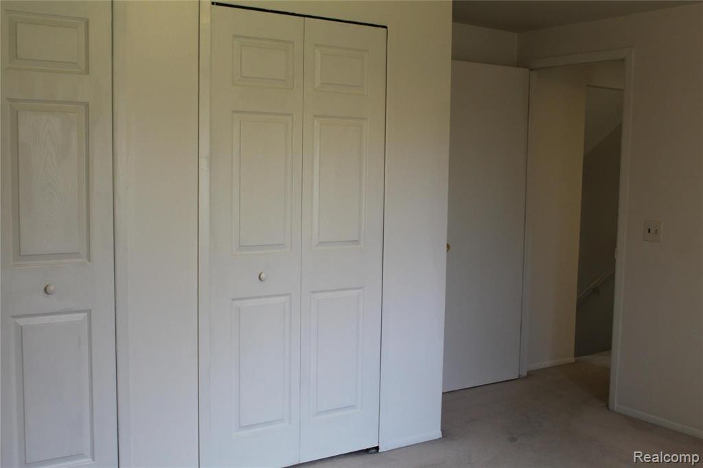 3759 Dearborn Avenue Rochester Hills, MI 48309 - Photo 16 of 33