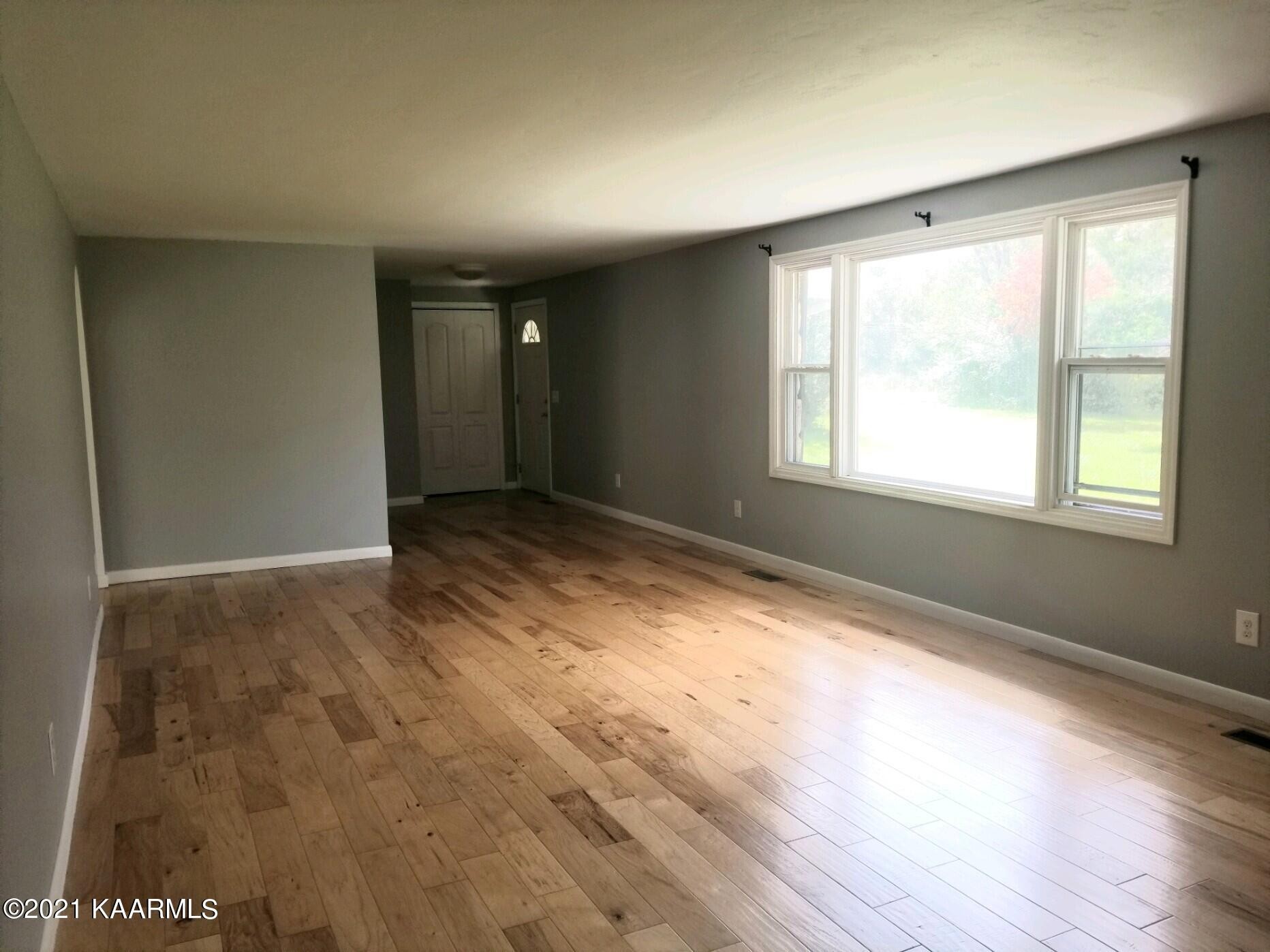 506 Pomona Road Crossville, TN 38571 - Photo 4 of 18 Gallery Image 4