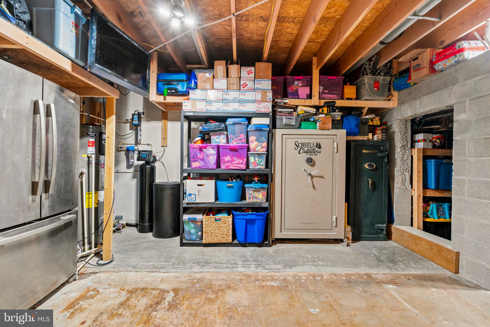 278 Harbaugh Valley Road Fairfield, PA 17320 - Photo 40 of 51 Organized storage for every need.