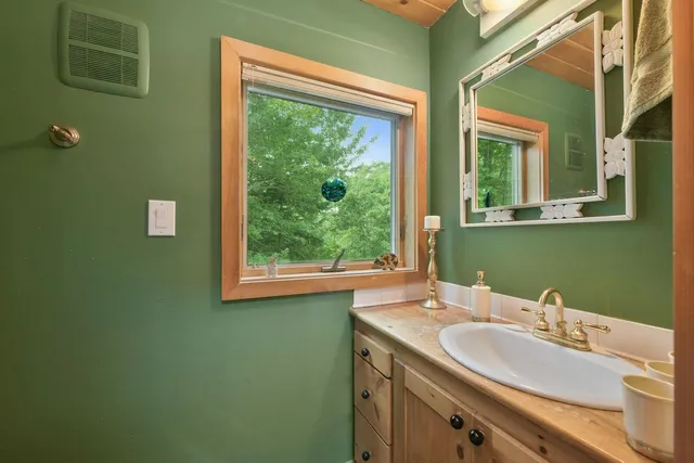 $905,000 | 906 Shedd Hill Road, Stoddard, NH 03464