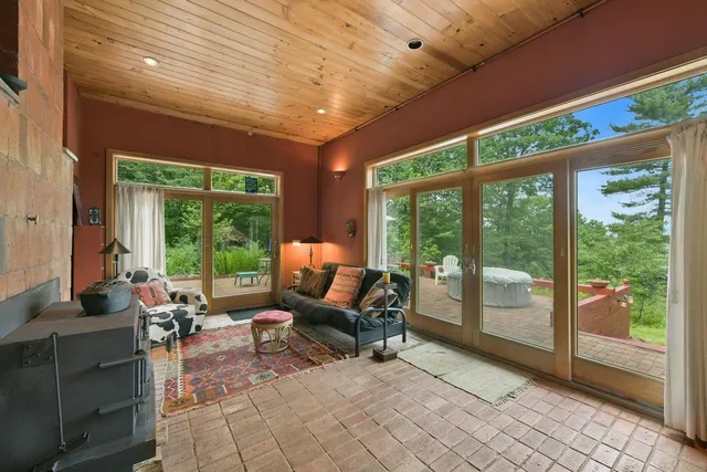 $905,000 | 906 Shedd Hill Road, Stoddard, NH 03464