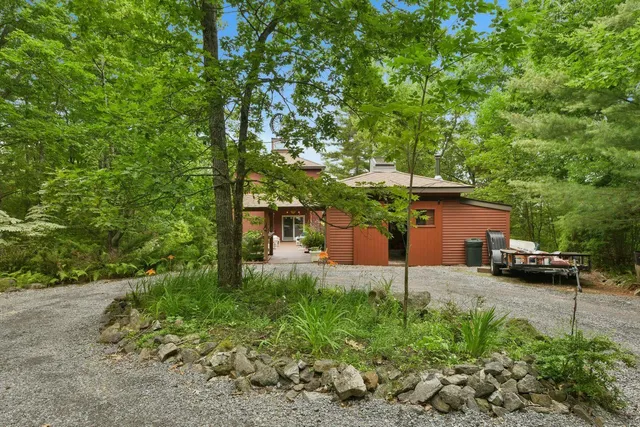 $905,000 | 906 Shedd Hill Road, Stoddard, NH 03464