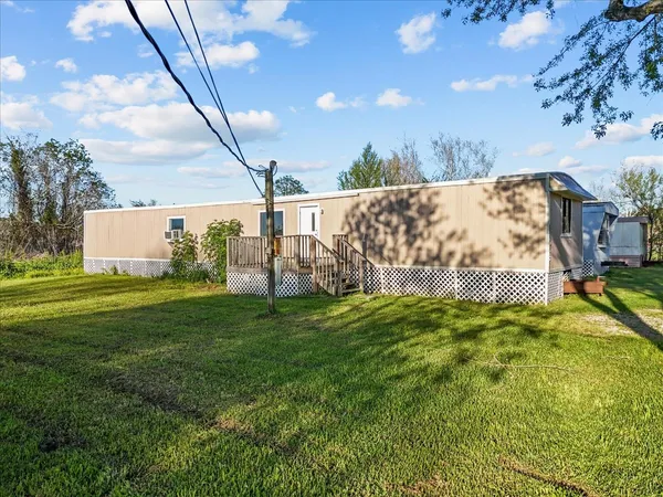 $425,000 | 13434 24th Street, Santa Fe, TX 77510