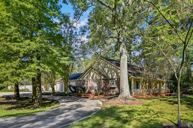 $499,999 | 5638 Riverbend Boulevard, Baton Rouge, LA 70820