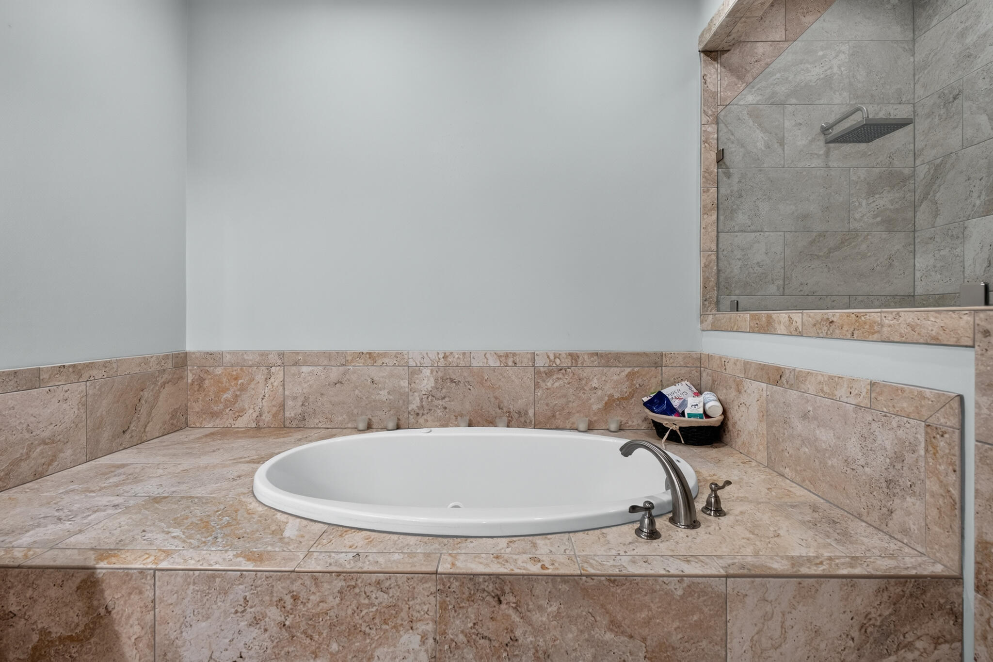 995 Airport Road, Unit 1 Destin, FL 32541 - Photo 41 of 62 Separate Soaking tub
