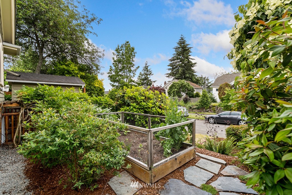 4419 Southwest Findlay Street Seattle, WA 98136 - Photo 27 of 31 Gallery Image 27