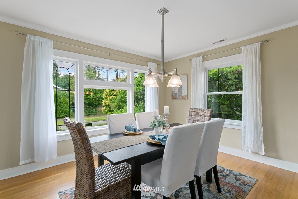 4419 Southwest Findlay Street Seattle, WA 98136 - Photo 9 of 31 Gallery Image 9