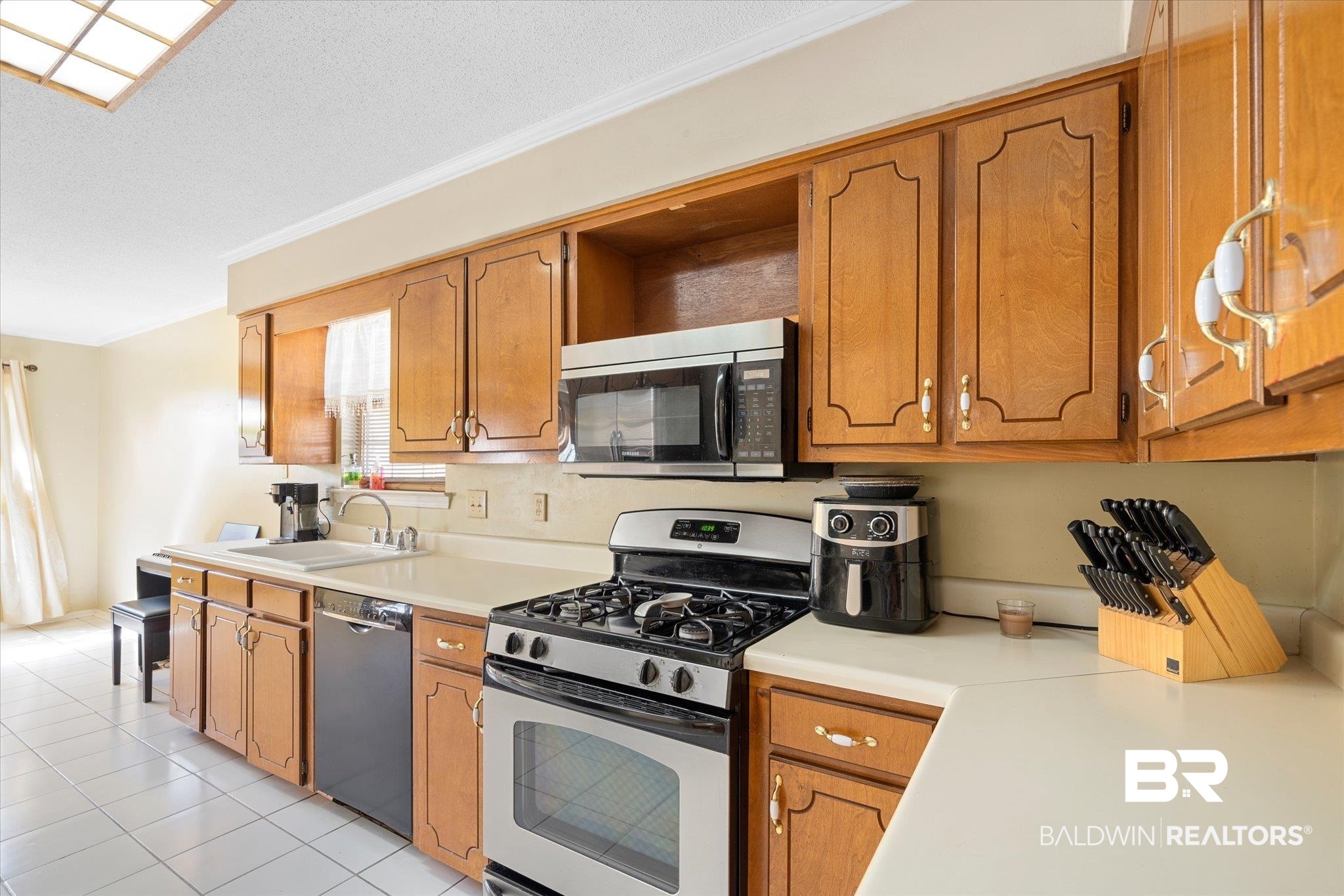 9461 Oak Forrest Drive Mobile, AL 36695 - Photo 5 of 22