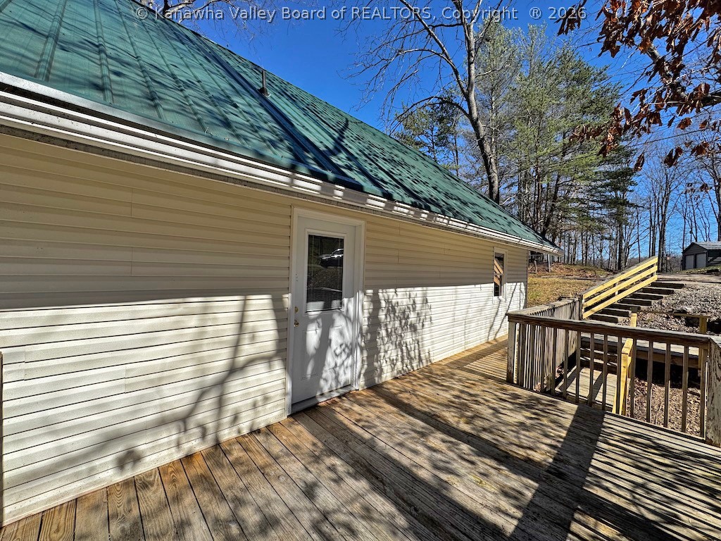 70 Chestnut Road Elkview, WV 25071 - Photo 2 of 19 Gallery Image 2