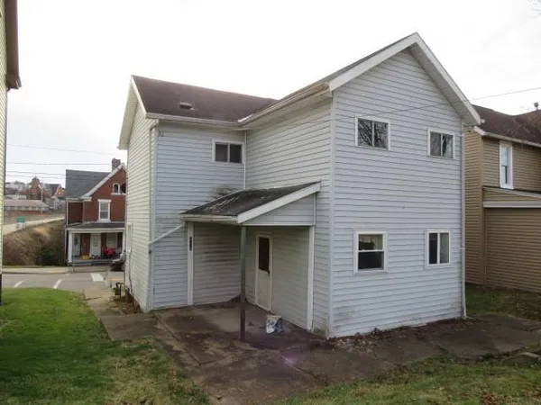 $31,500 | 320 South Broadway Street, Scottdale, PA 15683