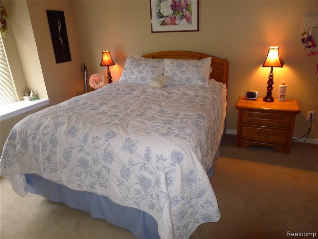 278 Oak Ridge Drive, Unit 88 Pontiac, MI 48341 - Photo 15 of 29
