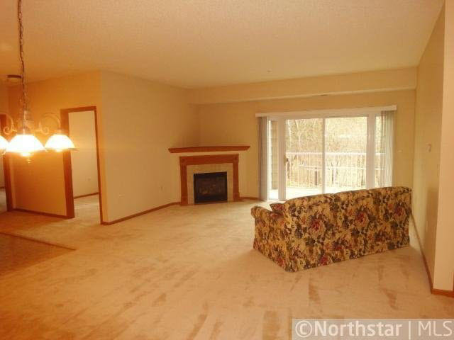 6050 Lake Road, Unit 107 Woodbury, MN 55125 - Photo 6 of 18