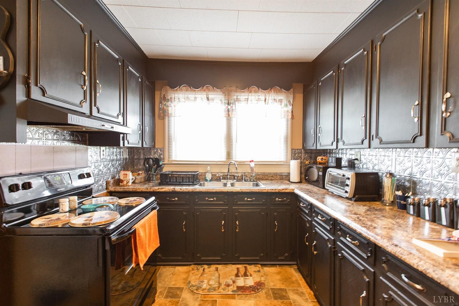 3122 Wards Road Altavista, VA 24517 - Photo 11 of 19 Gallery Image 11
