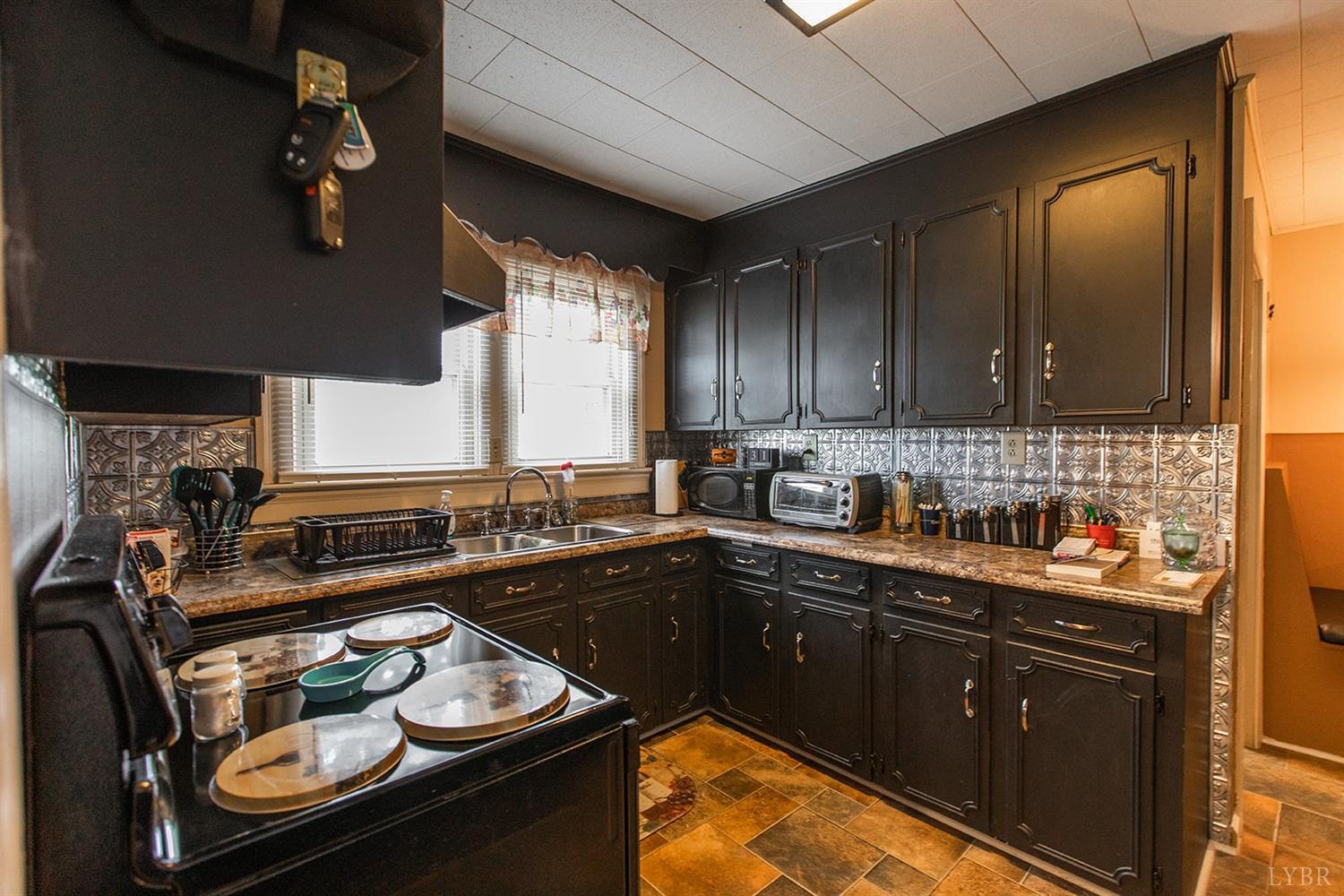 3122 Wards Road Altavista, VA 24517 - Photo 10 of 19 Gallery Image 10