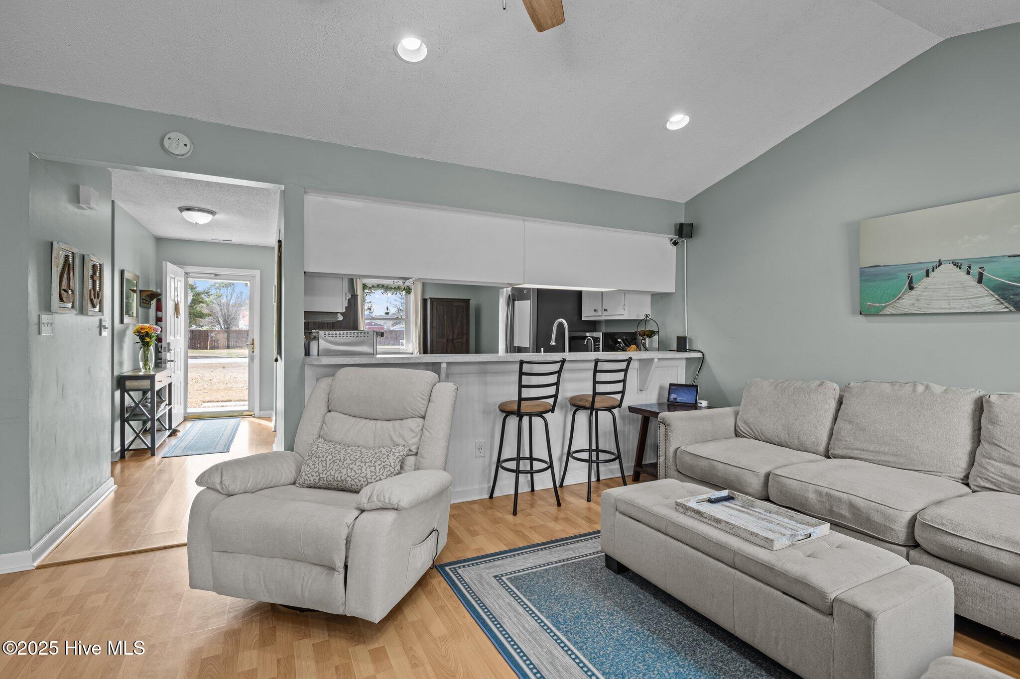 1810 Paulette Road Morehead City, NC 28557 - Photo 13 of 52 21-web-or-mls-1S3A1484