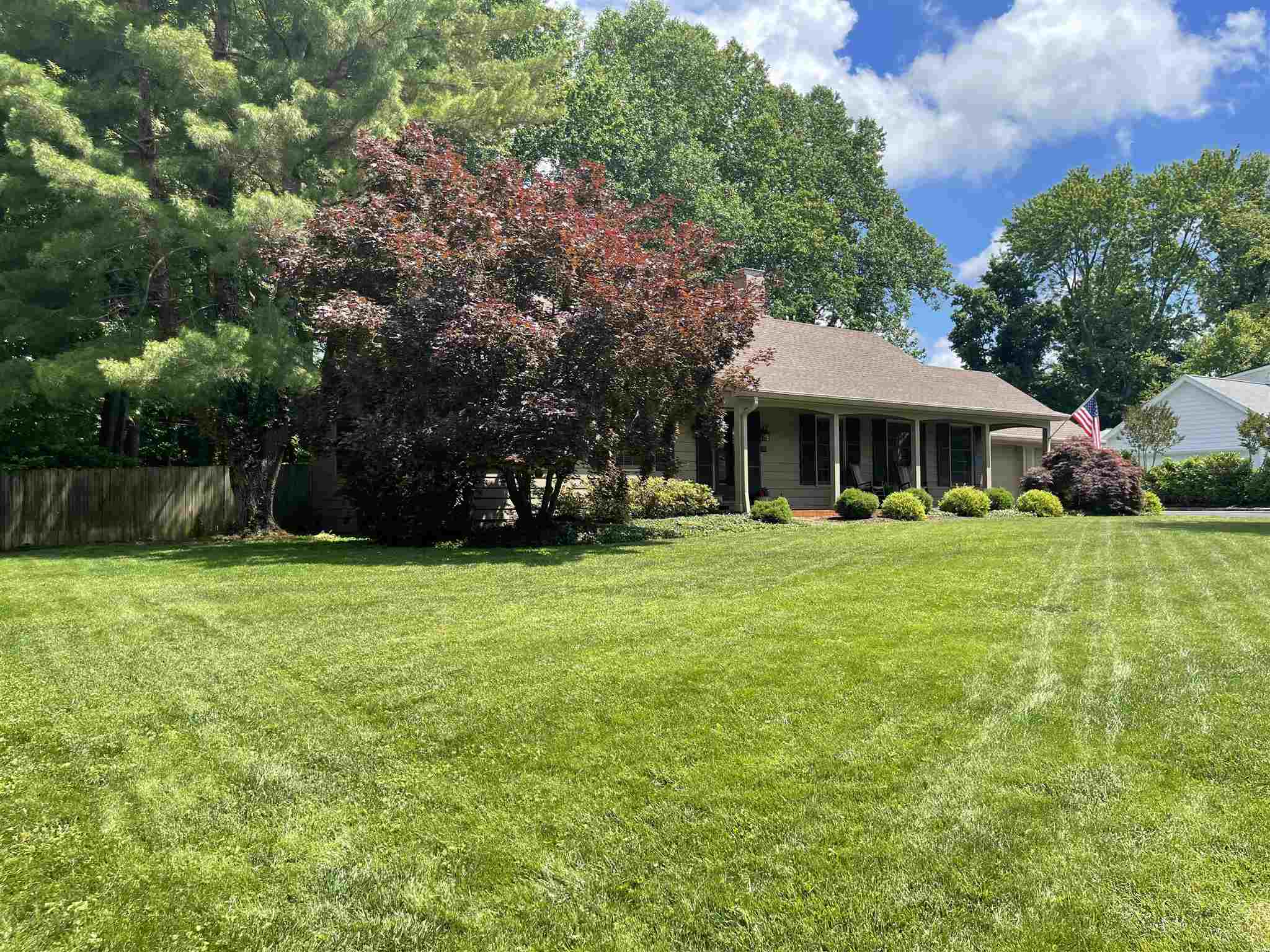 410 Stonegate Road Evansville, IN 47711 - Photo 2 of 36 Gallery Image 2