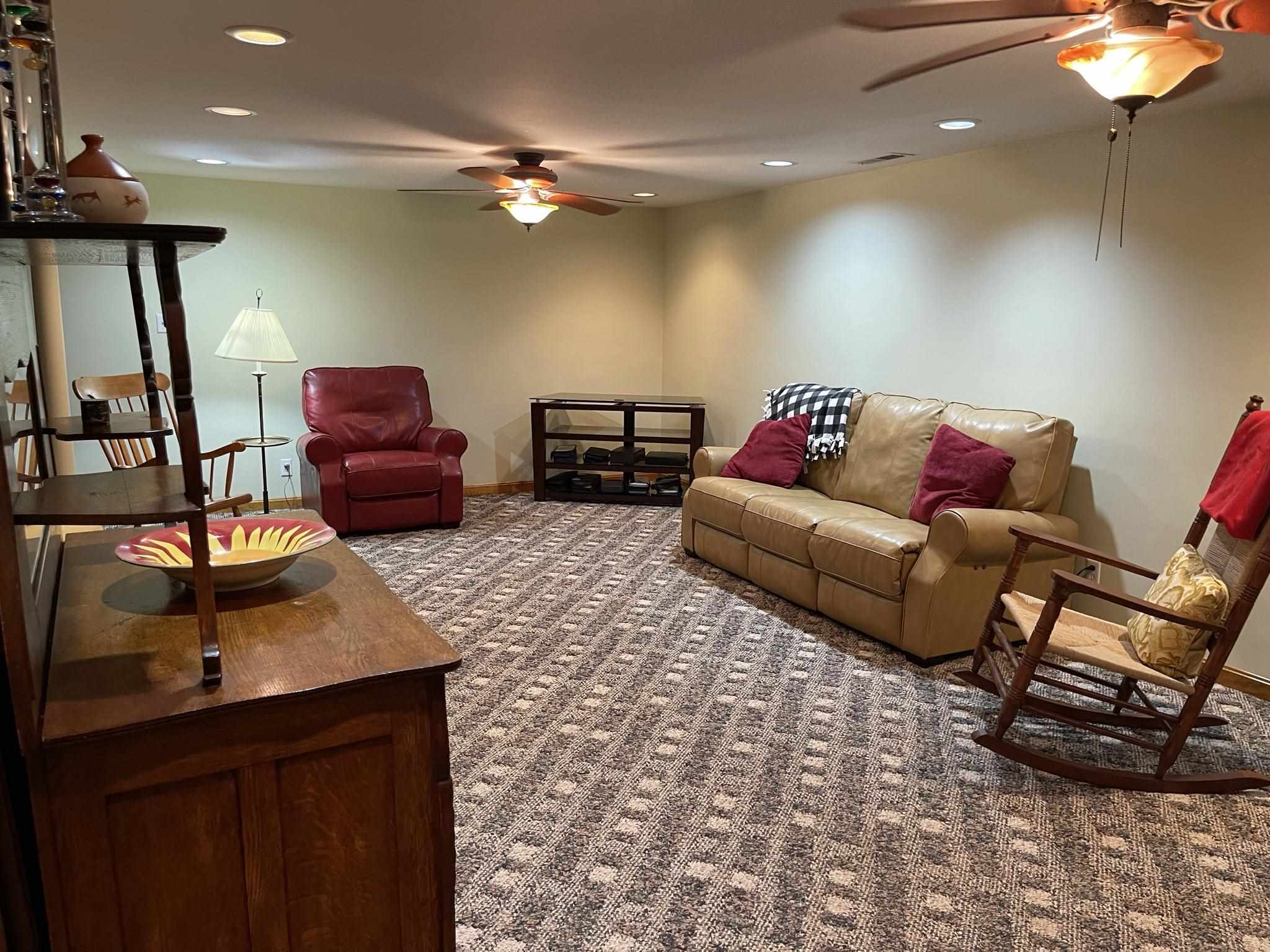 410 Stonegate Road Evansville, IN 47711 - Photo 21 of 36 Gallery Image 21