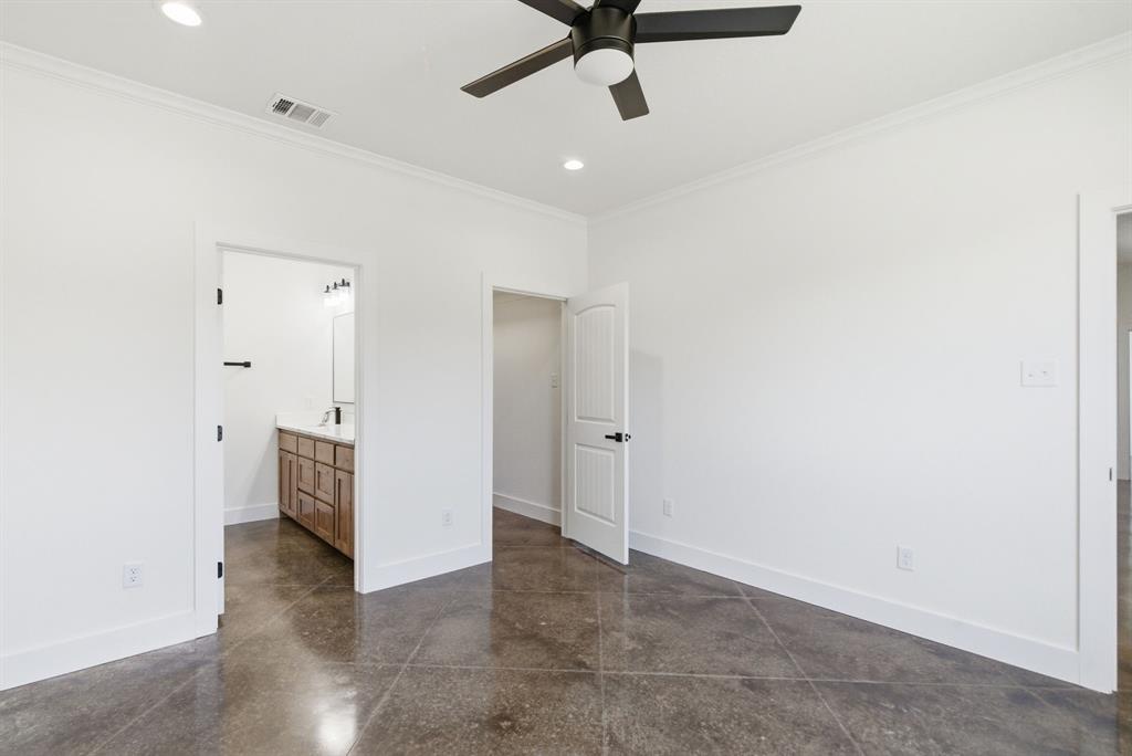 2501 Cowley Road Perrin, TX 76486 - Photo 15 of 32