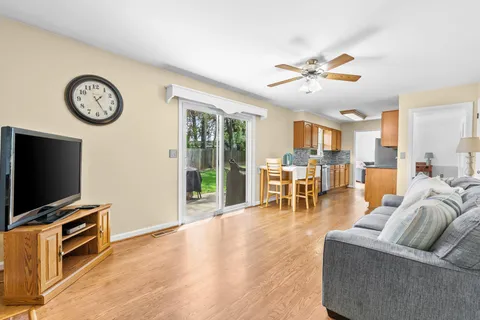 $785,000 | 314 Belmont Place Southwest, Leesburg, VA 20175