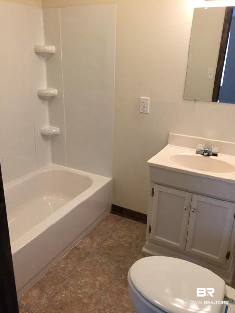 41280 Highway 225 Bay Minette, AL 36507 - Photo 10 of 16 Master Bath