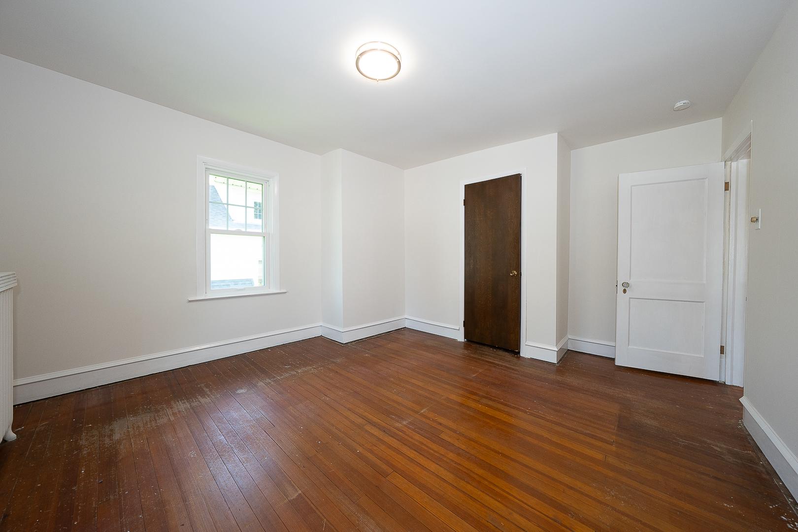 219 Oxford Road Havertown, PA 19083 - Photo 20 of 36 Primary Bedroom