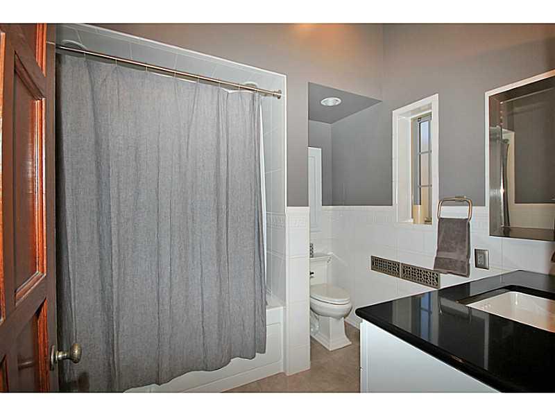 461 Arden Road Mt. Lebanon, PA 15216 - Photo 18 of 24 Full Bath.