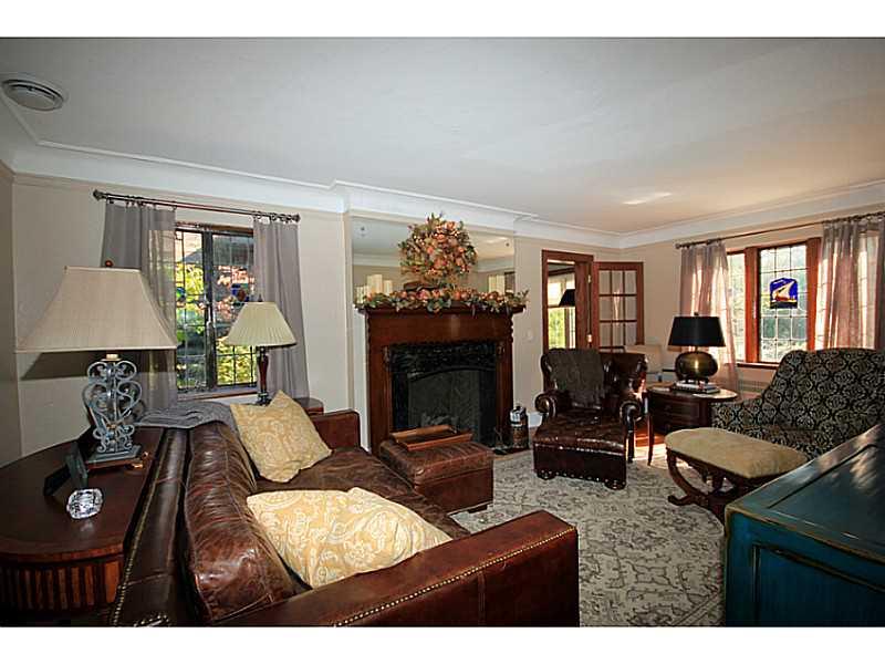 Living Room. 