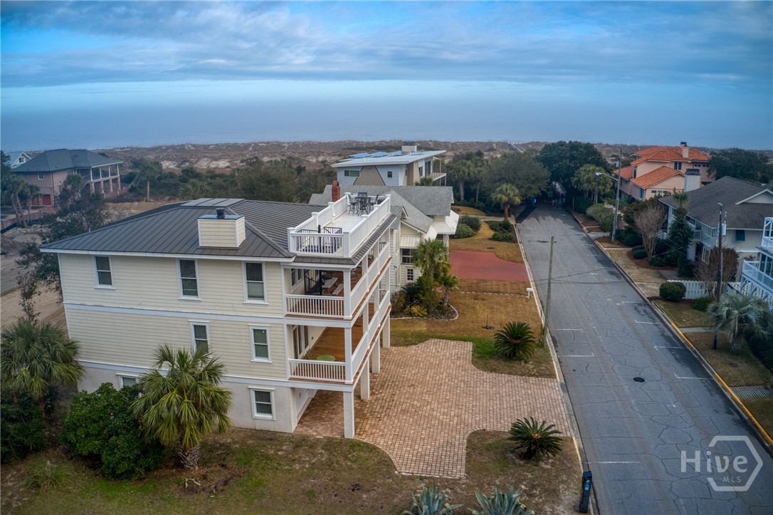 10 8th Street Tybee Island, GA 31328 - Photo 4 of 67