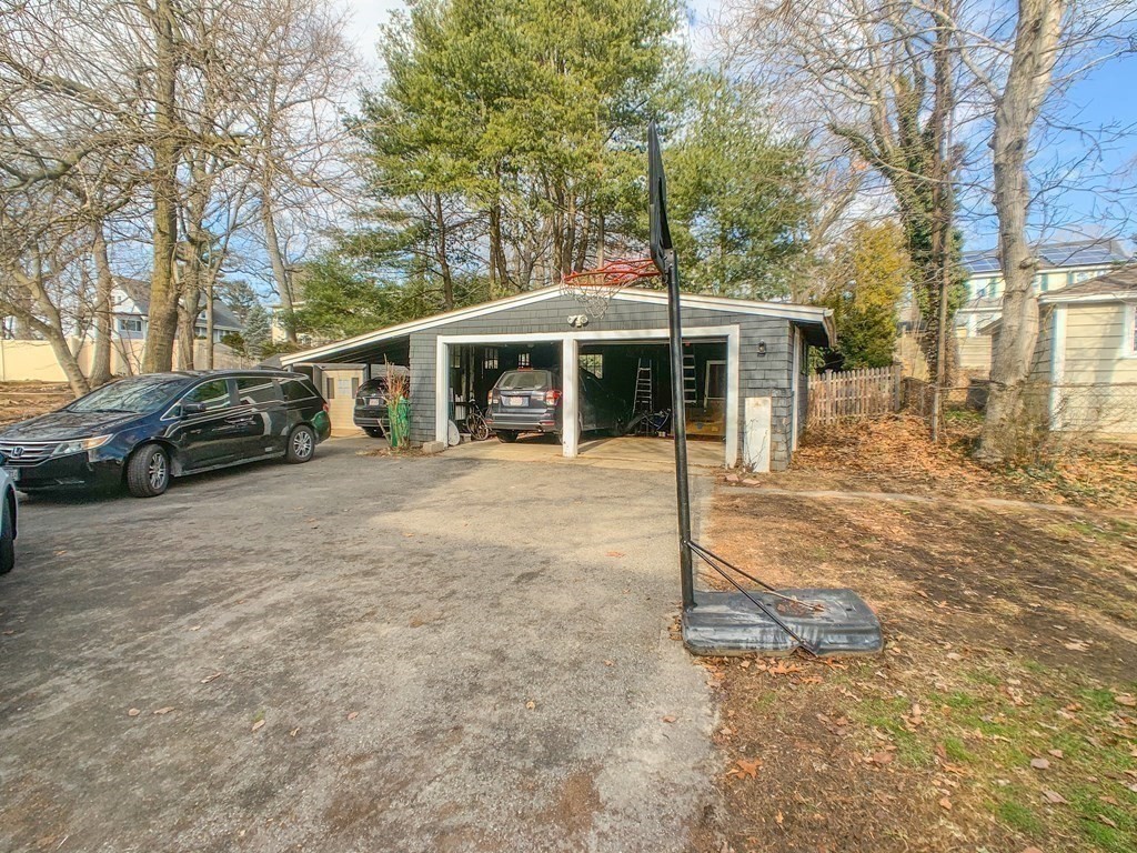 59 Rowe Street, Unit 2 Auburndale, MA 02466 - Photo 15 of 17
