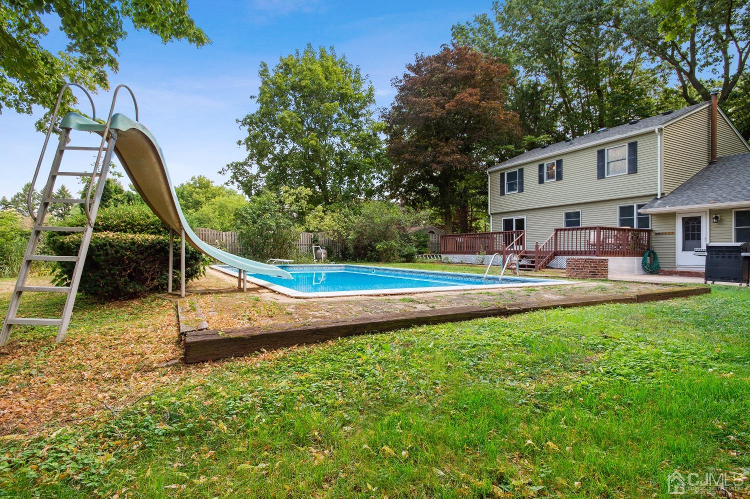 19 Donald Road East Brunswick, NJ 08816 - Photo 30 of 35 Fun in the Sun!