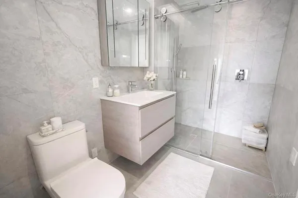 $2,950 | 14449 Northern Boulevard, Unit 704 | Downtown Flushing