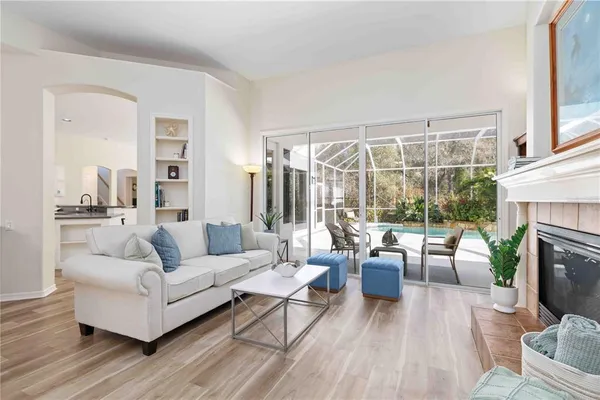 $1,049,000 | 9915 Old Hyde Park Place, Bradenton, FL 34202