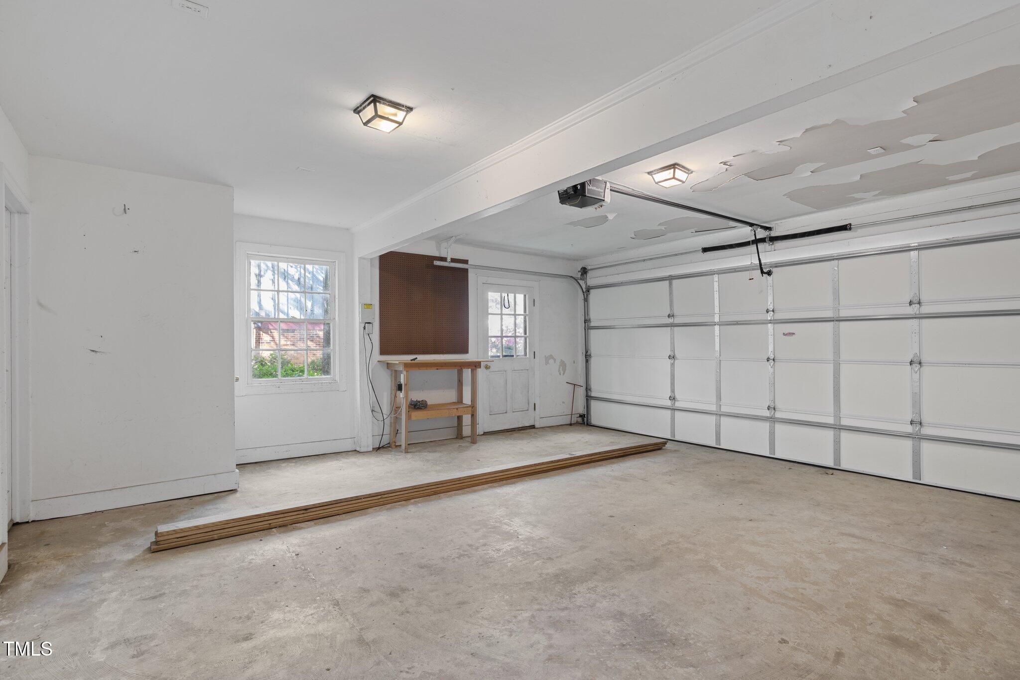 1304 Deboy Street Raleigh, NC 27606 - Photo 21 of 53 15-web-or-mls-5Z8A7061