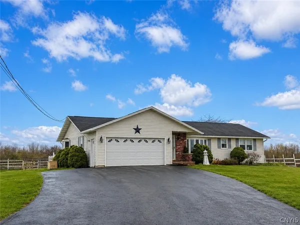 $4,200,000 | 10275 Caughdenoy Road, Clay, NY 13029