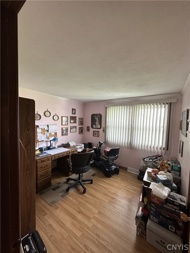 10275 Caughdenoy Road Clay, NY 13029 - Photo 16 of 21