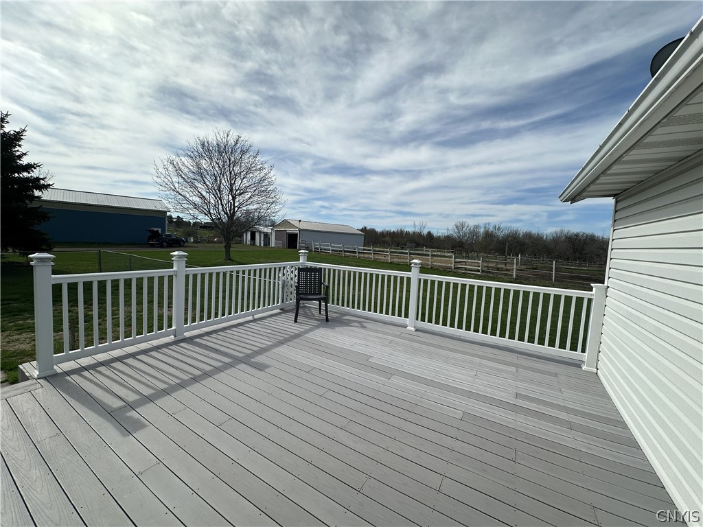 10275 Caughdenoy Road Clay, NY 13029 - Photo 19 of 21