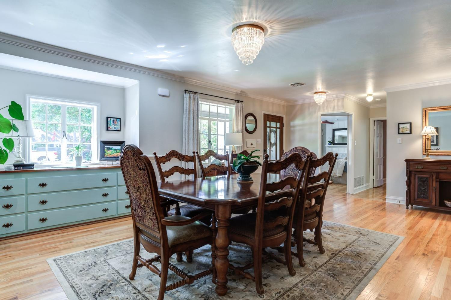 3016 22nd Street Lubbock, TX 79410 - Photo 5 of 50 Formal Dining Area
