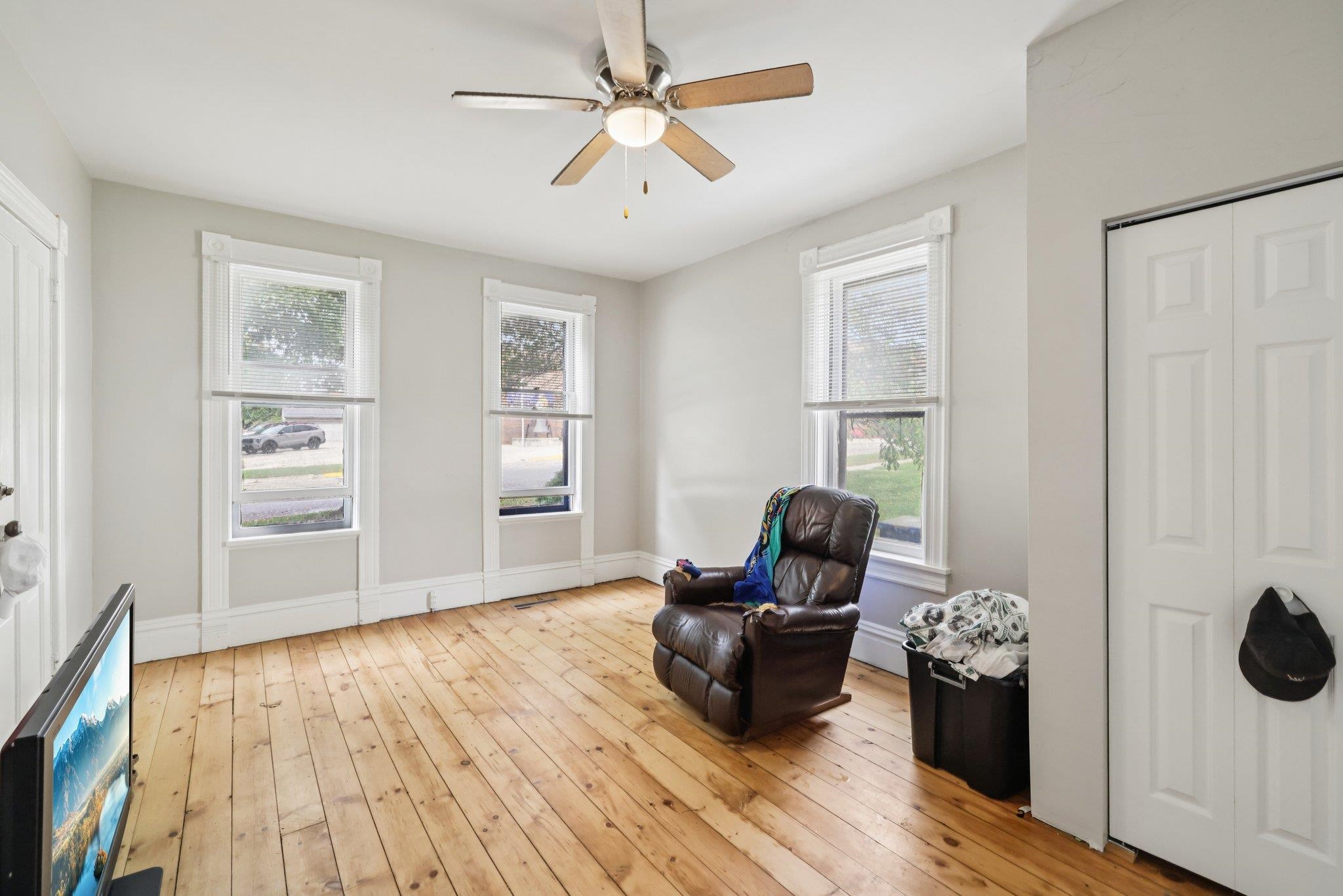 208 West Pleasant Street Portage, WI 53901 - Photo 13 of 78