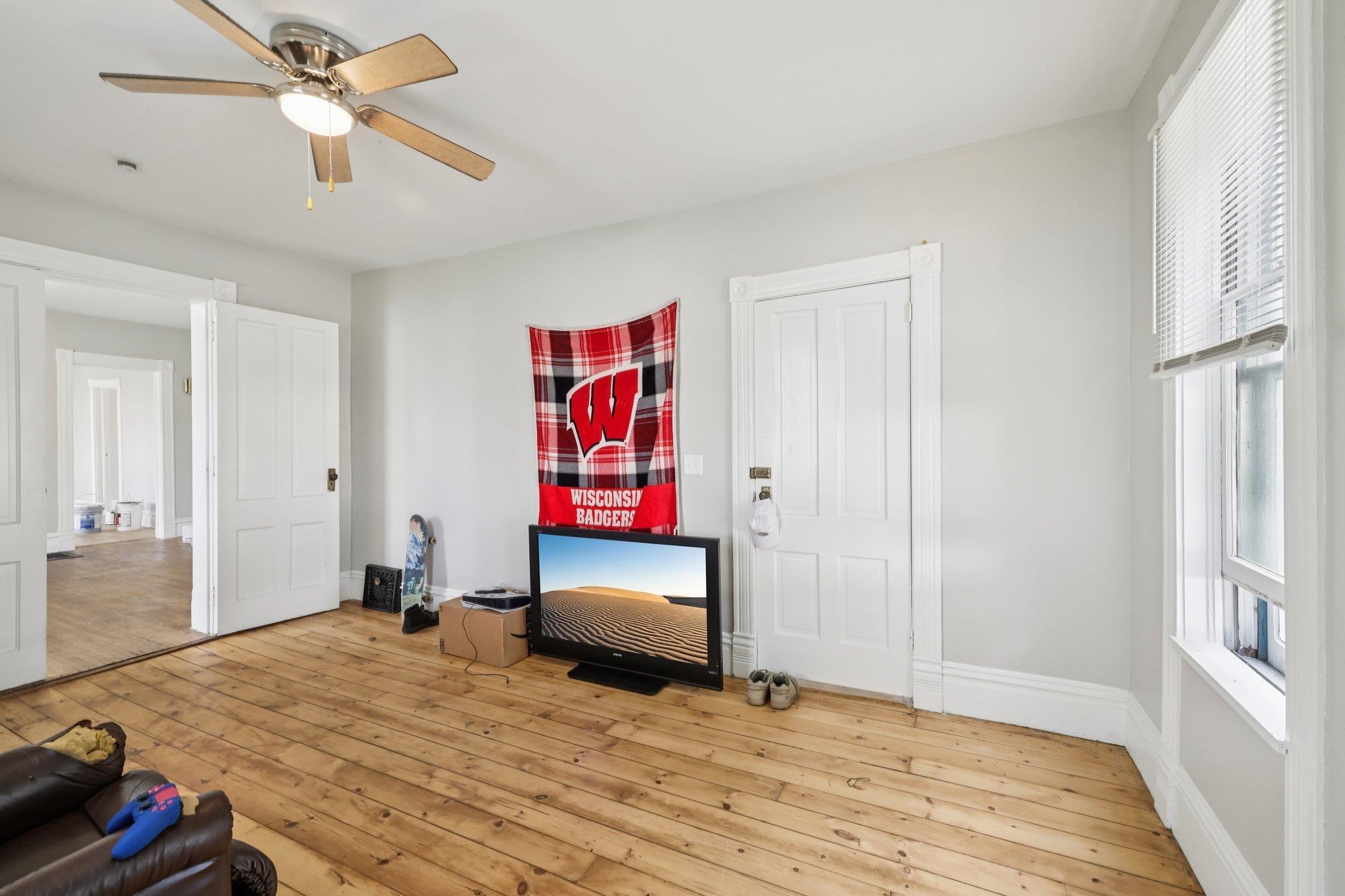 208 West Pleasant Street Portage, WI 53901 - Photo 15 of 78