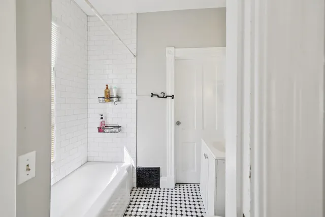 $225,000 | 208 West Pleasant Street, Portage, WI 53901