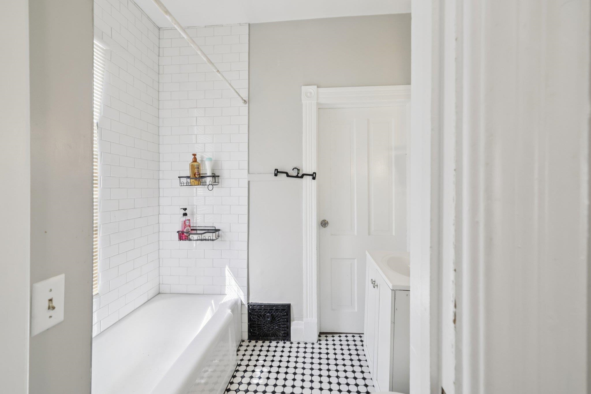 208 West Pleasant Street Portage, WI 53901 - Photo 28 of 78