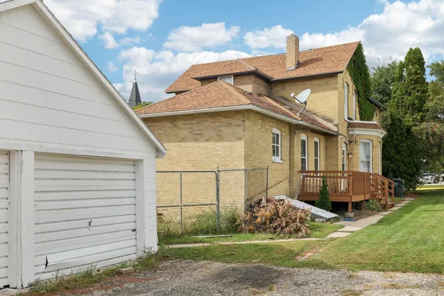 $225,000 | 208 West Pleasant Street, Portage, WI 53901