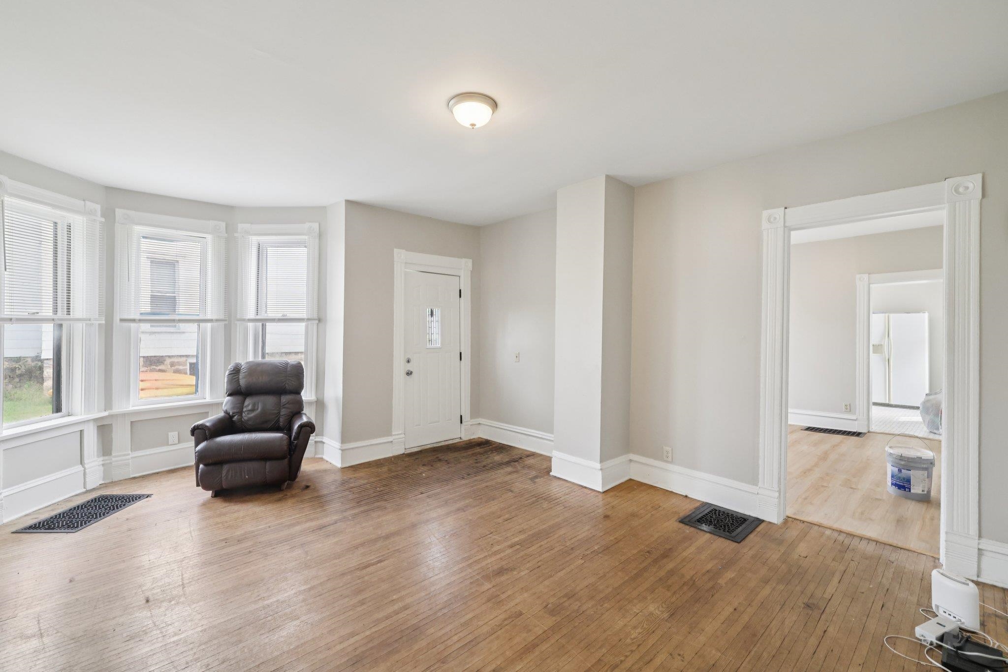 208 West Pleasant Street Portage, WI 53901 - Photo 9 of 78